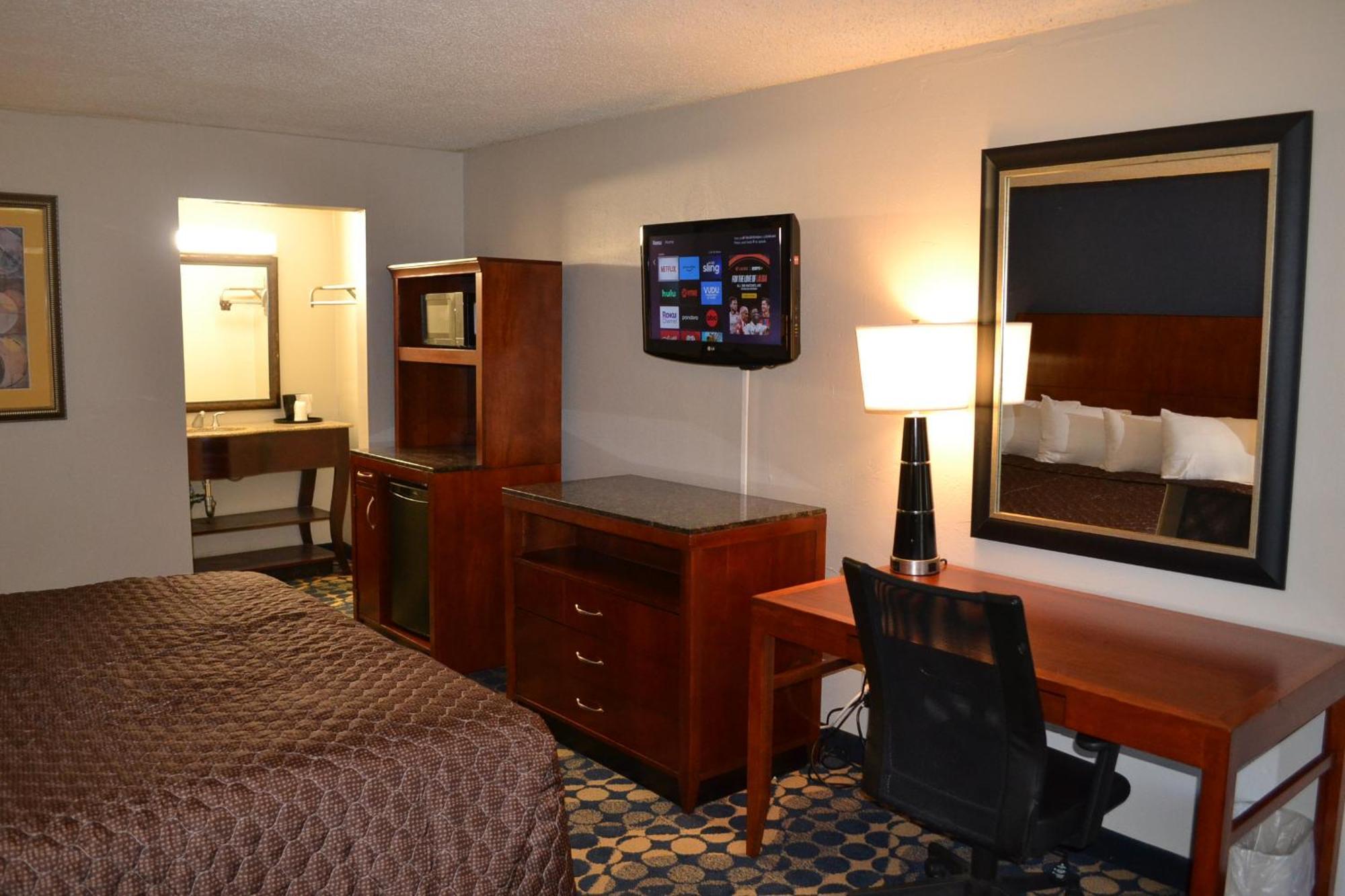 Econo Lodge&Suites Greensboro Exterior foto